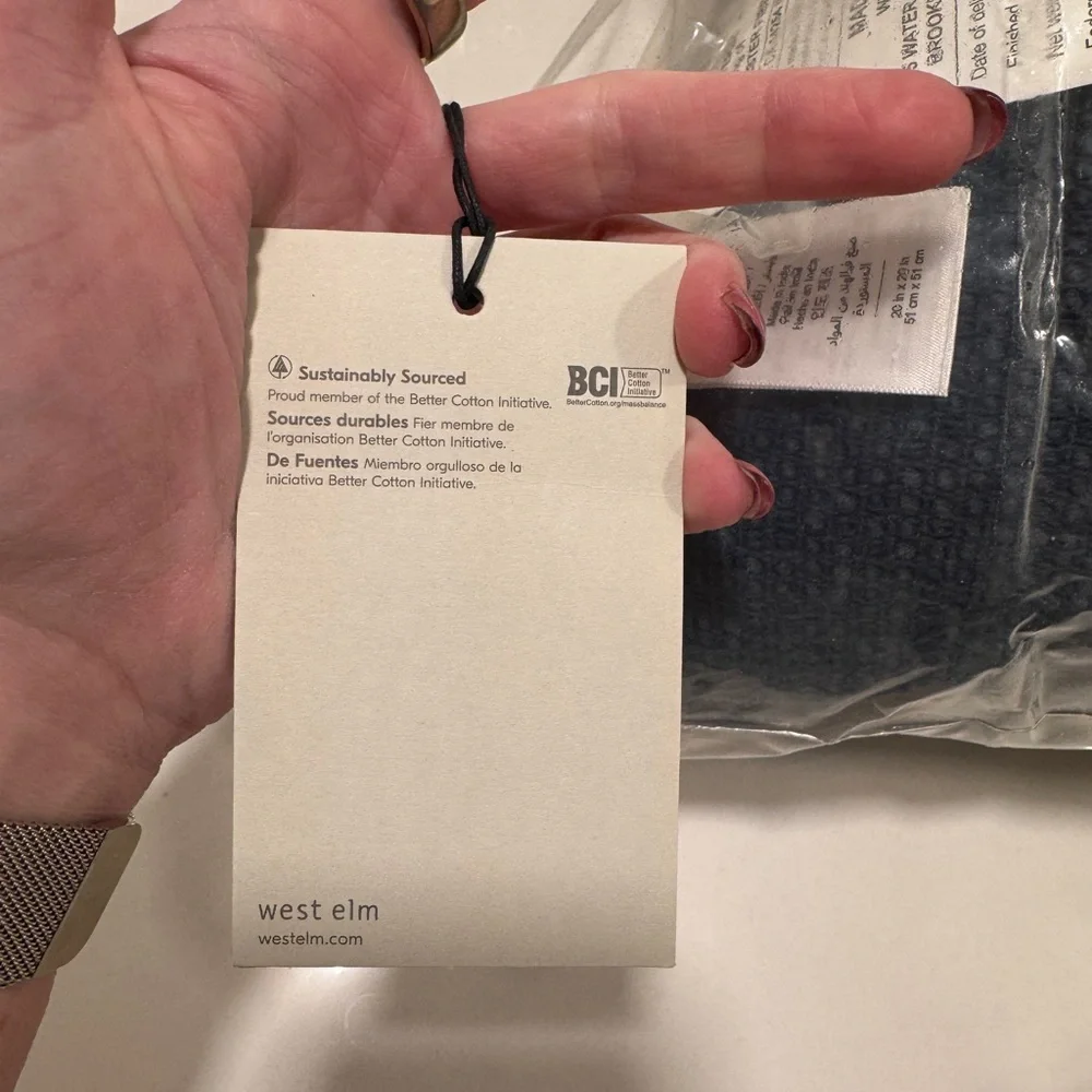 NWT West Elm Outdoor Tufted Circle Pillow 20x20, Midnight - Picture 8 of 8